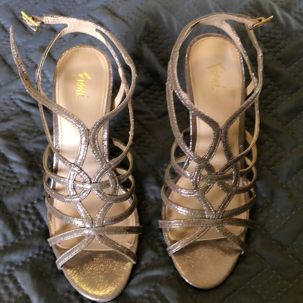 Fioni Lia Lia Bronze Heels Size 7